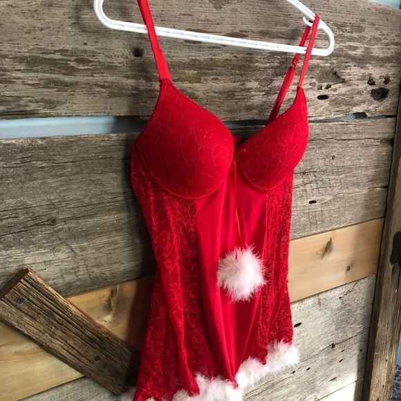 RED lace lingerie, white fuzzy trim size med - Picture 2 of 6